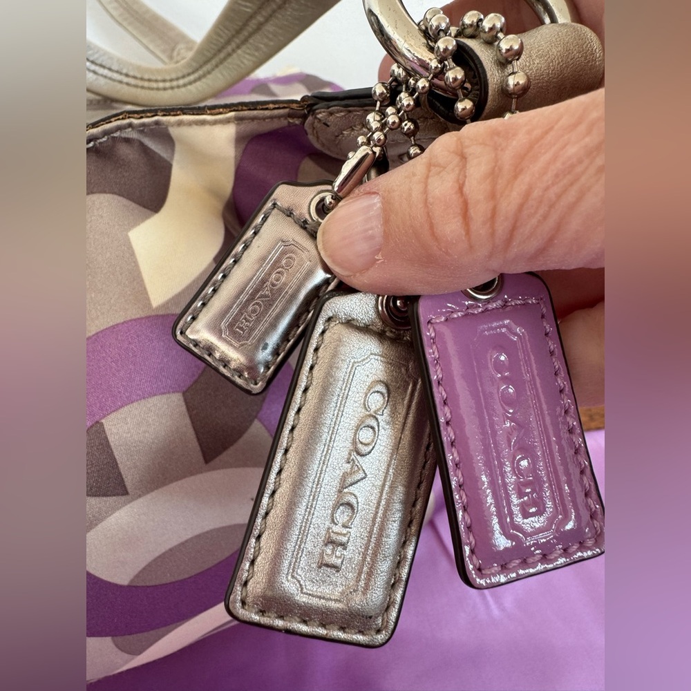 Coach Madison Maggie Hobo Bag - Purple and Gray Chainlink - EUC - Picture 3 of 14
